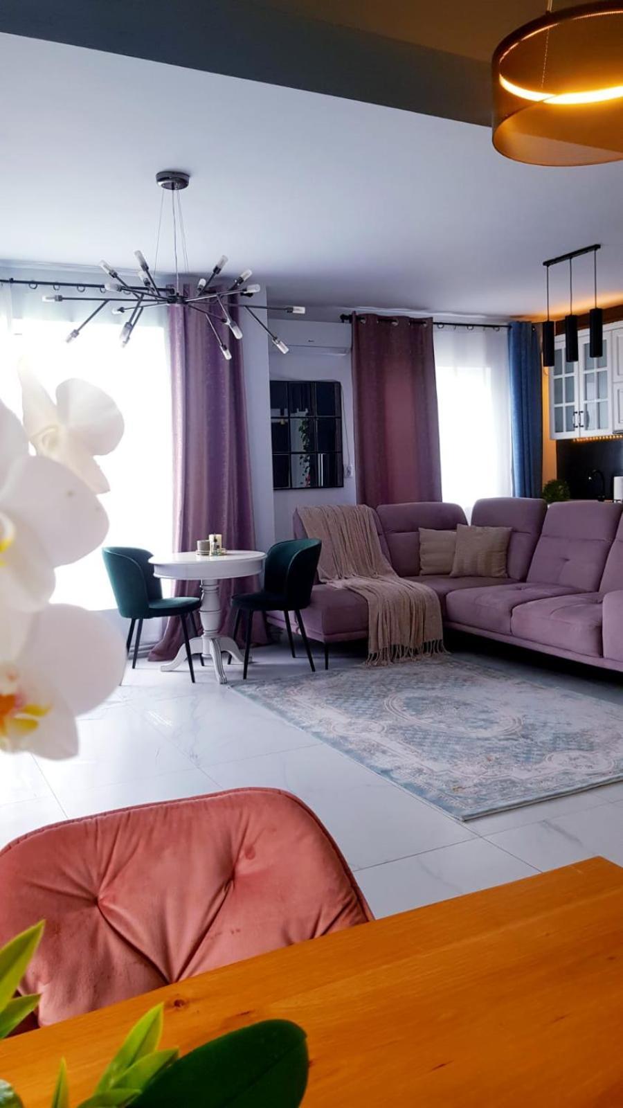 Penthouse Aeroport Iasi Lägenhet Exteriör bild